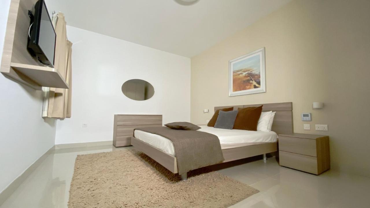 Appartement Point Sliema Sea Front Extérieur photo